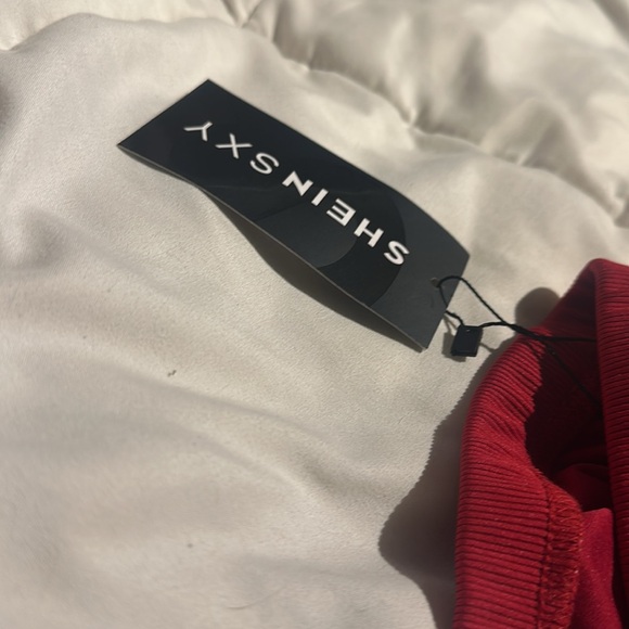 Sexy scrunched skirt - Picture 3 of 3